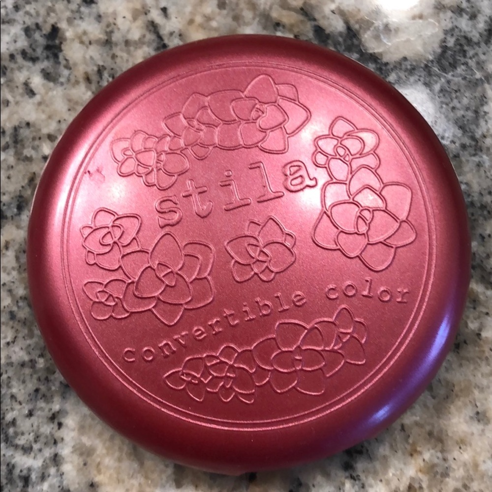 SOLD Stila Convertible Dual Lip and Cheek Cream